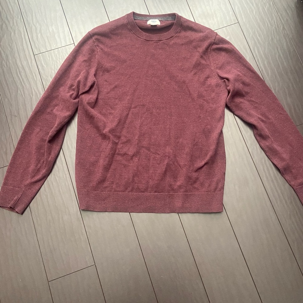 Old Navy Men’s Core Crewneck Burgundy Heather Sweater size Medium EUC